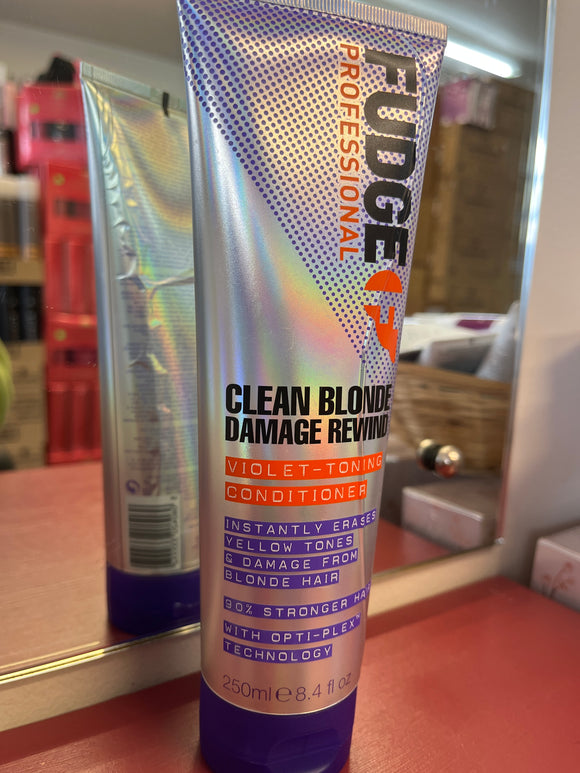 Fudge Clean Blonde Damage Rewind Violet-Toning Conditioner 250ml