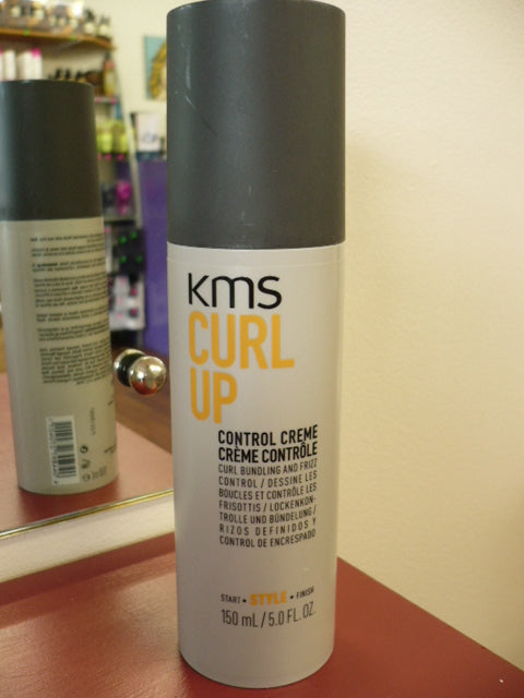 KMS Curl Up Control Creme Curl DEFINE + Frizz Control 150ml